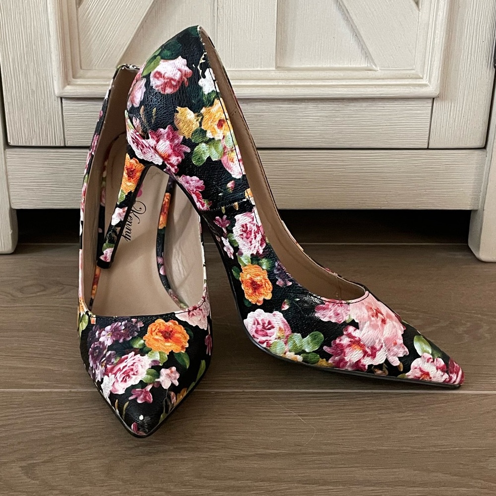 Floral Women's Pumps